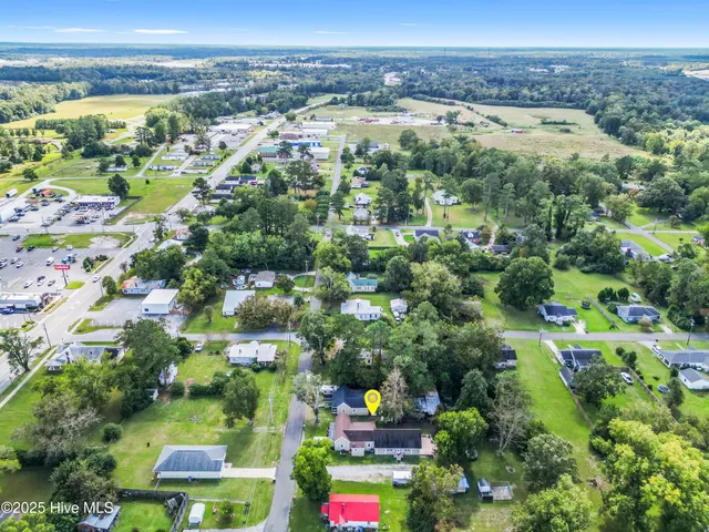 $280,000 | 606 Jenkins Avenue, Maysville, NC 28555