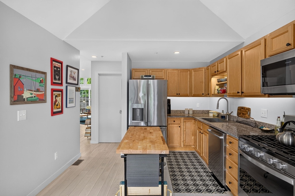 10 Red Cedar Road, Unit 134 Mashpee, MA 02649 - Photo 7 of 42 Gallery Image 7