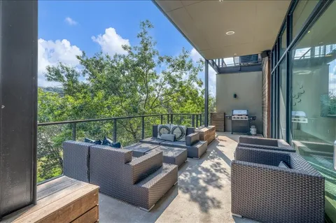 $590,000 | 1101 Ivean Pearson Road, Unit A102, Lago Vista, TX 78645