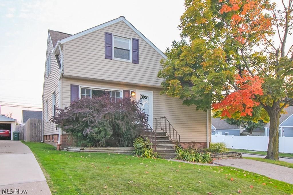 6615 Ridgewood Avenue Parma, OH 44129 - Photo 2 of 22 Gallery Image 2
