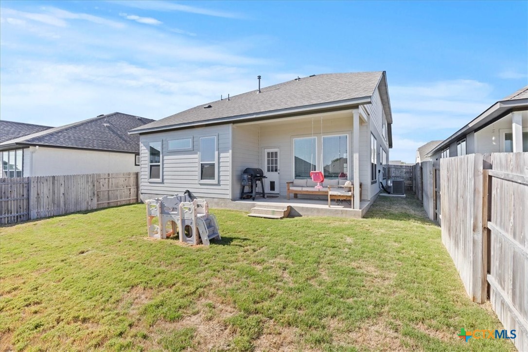 1027 Haystack New Braunfels, TX 78130 - Photo 23 of 24 Back Yard