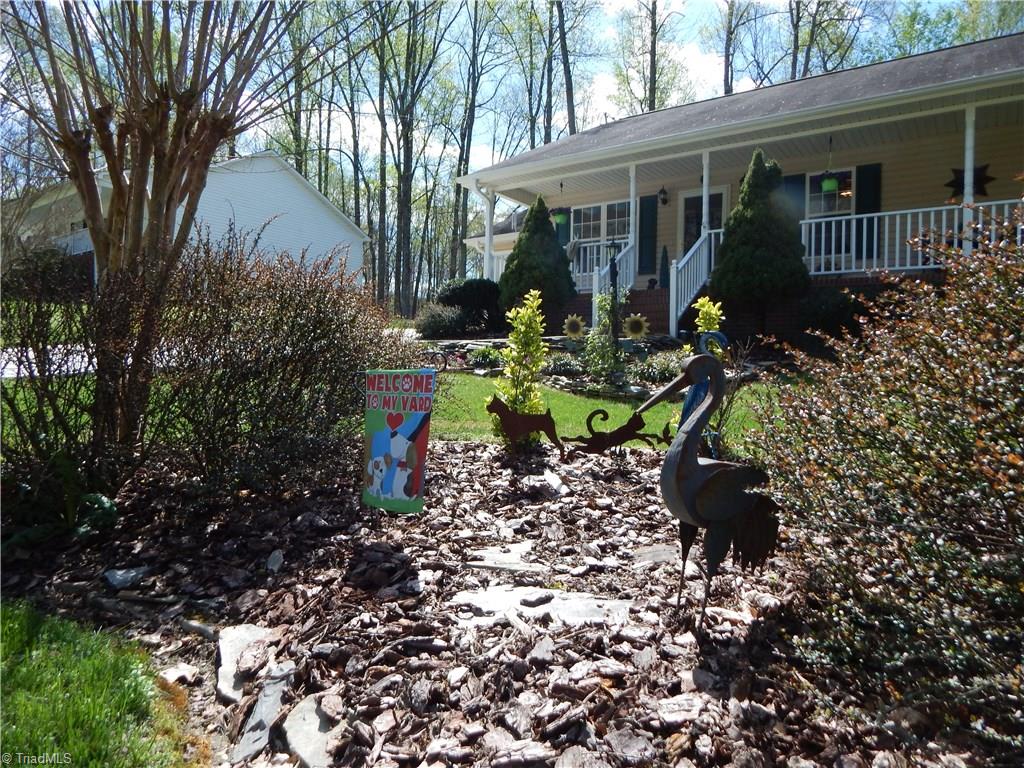 403 Baxter Road Winston-Salem, NC 27107 - Photo 17 of 19 Gallery Image 17