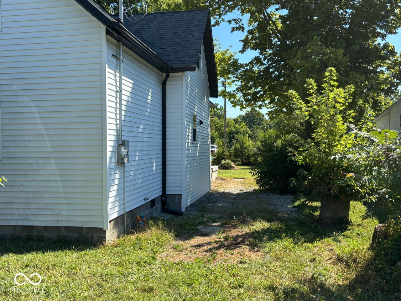 1118 South Walling Avenue Muncie, IN 47302 - Photo 2 of 15