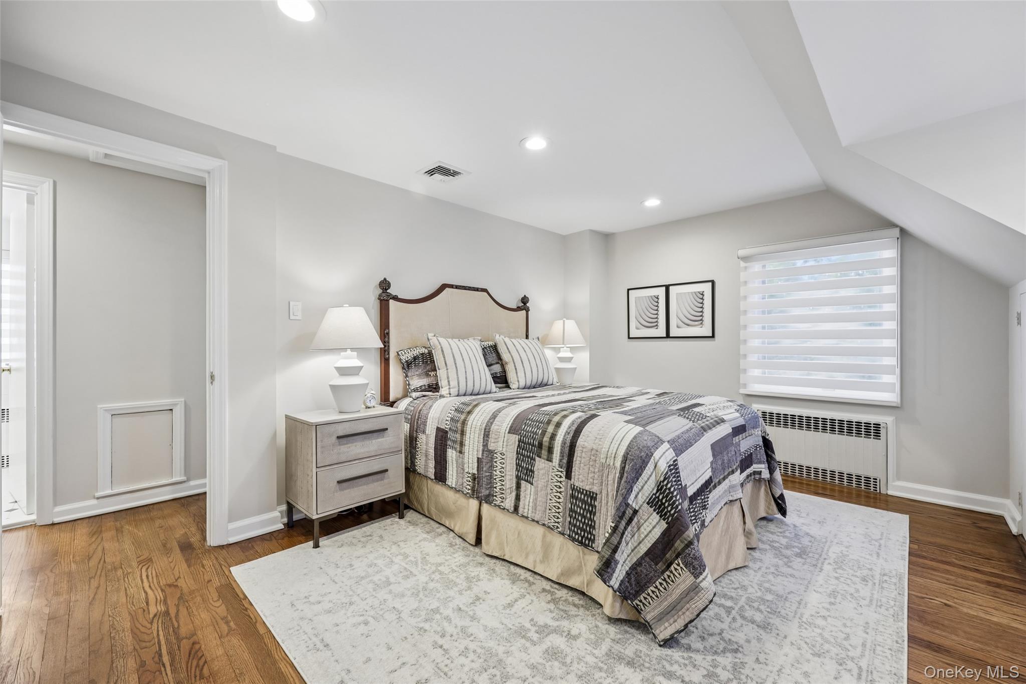 1660 Fenimore Road Hewlett, NY 11557 - Photo 25 of 40