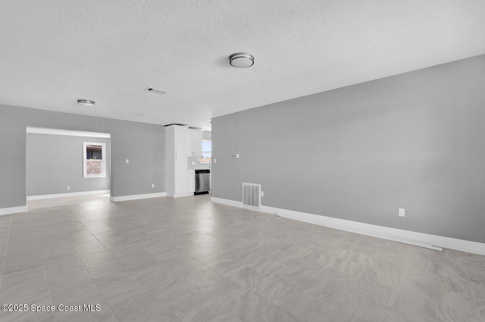 2517 Sarno Road Melbourne, FL 32935 - Photo 6 of 21 2517 Sarno Rd 23