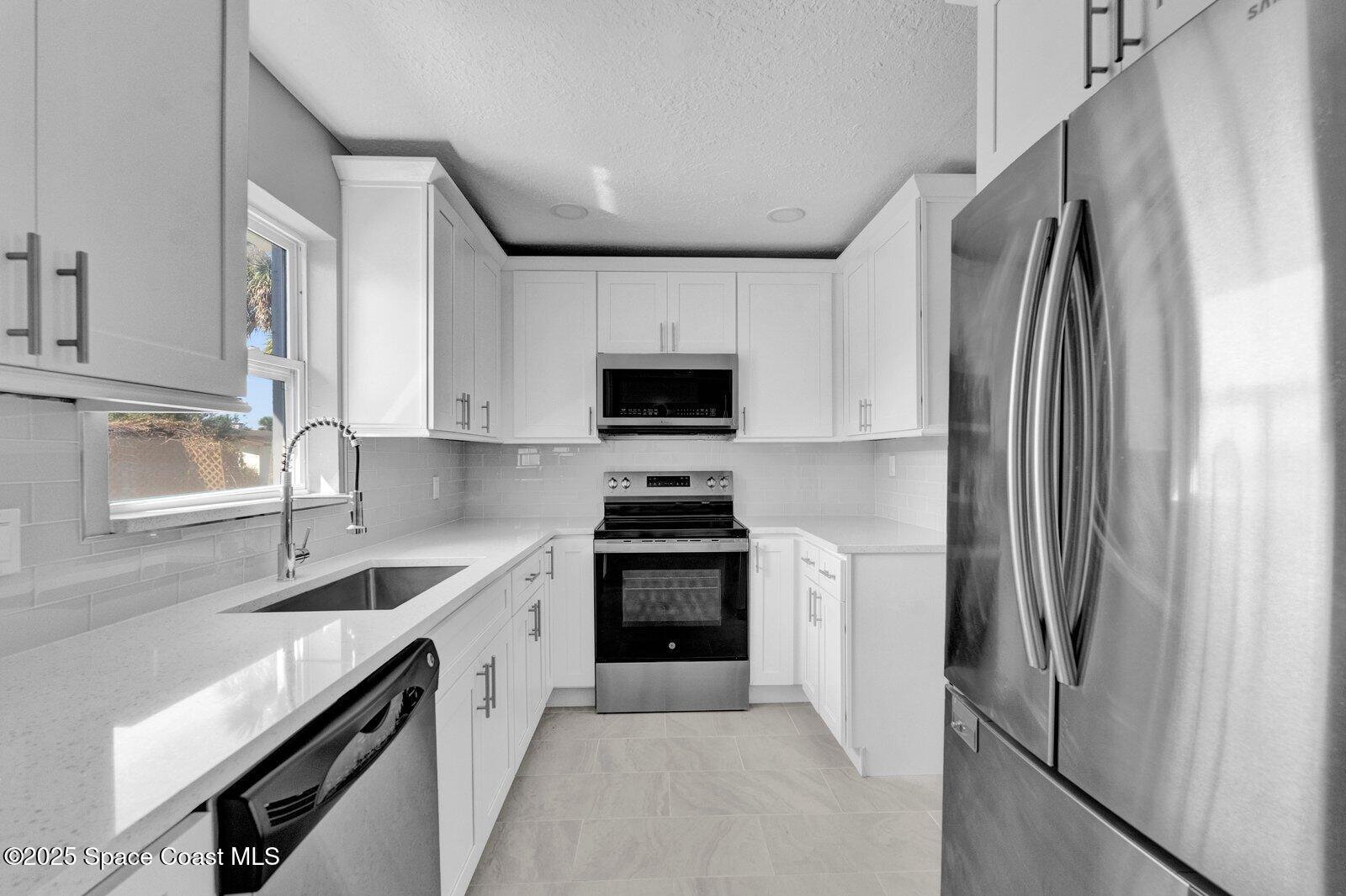 2517 Sarno Road Melbourne, FL 32935 - Photo 7 of 21 2517 Sarno Rd 18