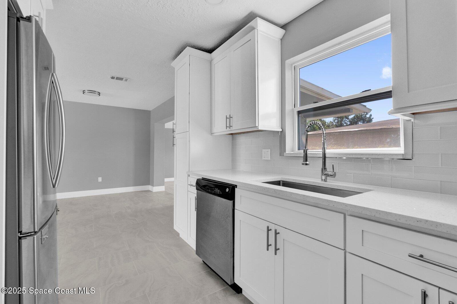 2517 Sarno Road Melbourne, FL 32935 - Photo 8 of 21 2517 Sarno Rd 19