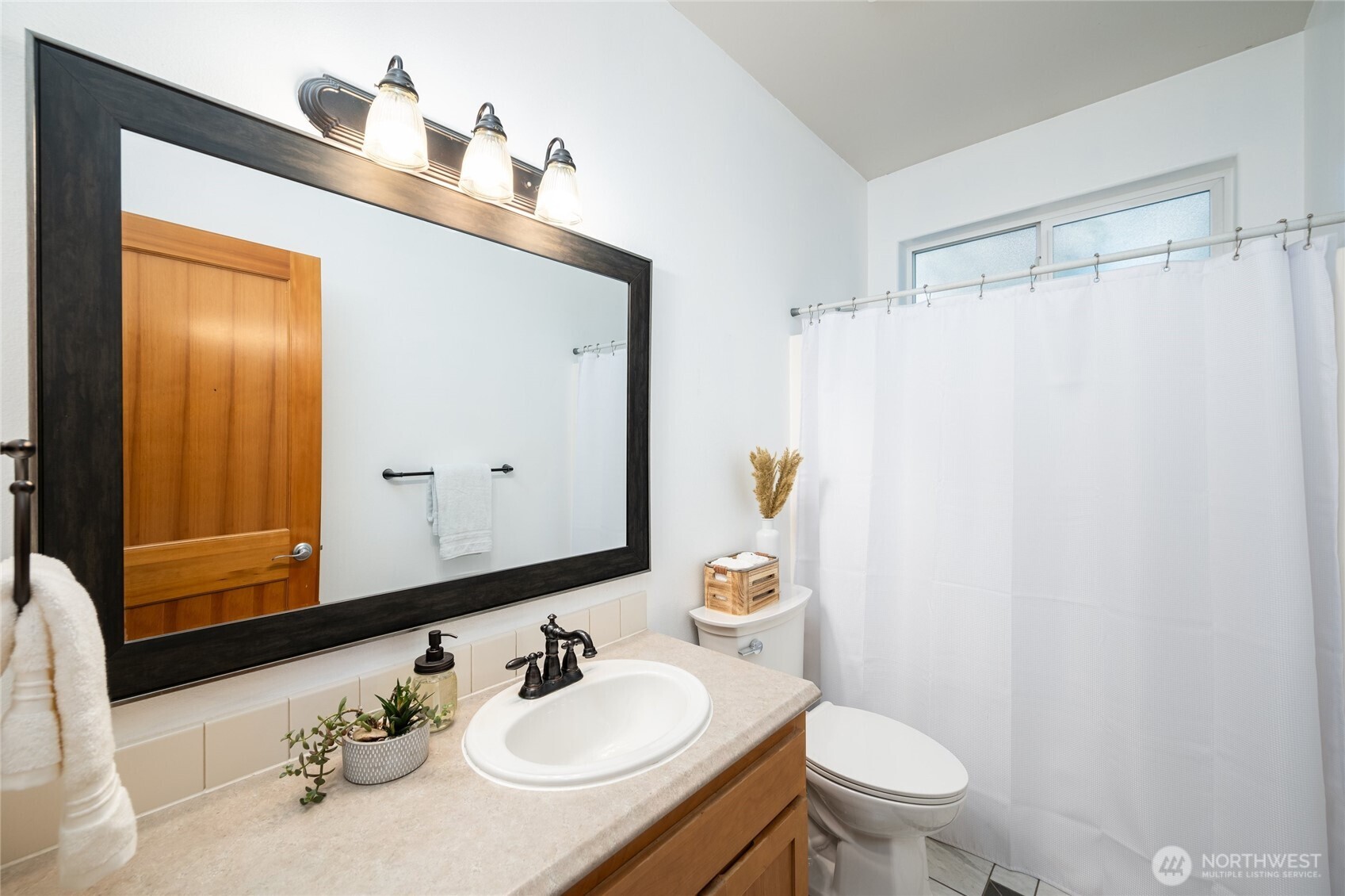 1280 Sandstone Way Bellingham, WA 98229 - Photo 21 of 40