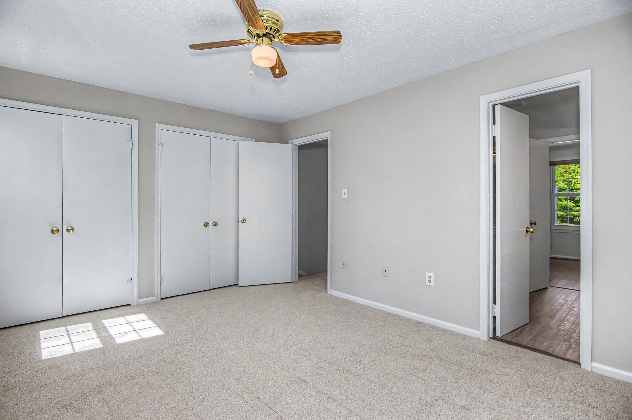 13993 Gunners Place Centreville, VA 20121 - Photo 25 of 43 a view of empty room with window