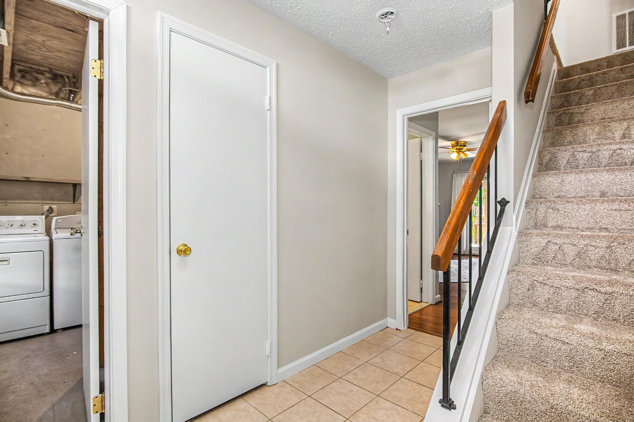 13993 Gunners Place Centreville, VA 20121 - Photo 10 of 43 a view of a hallway with wooden floor and entryway