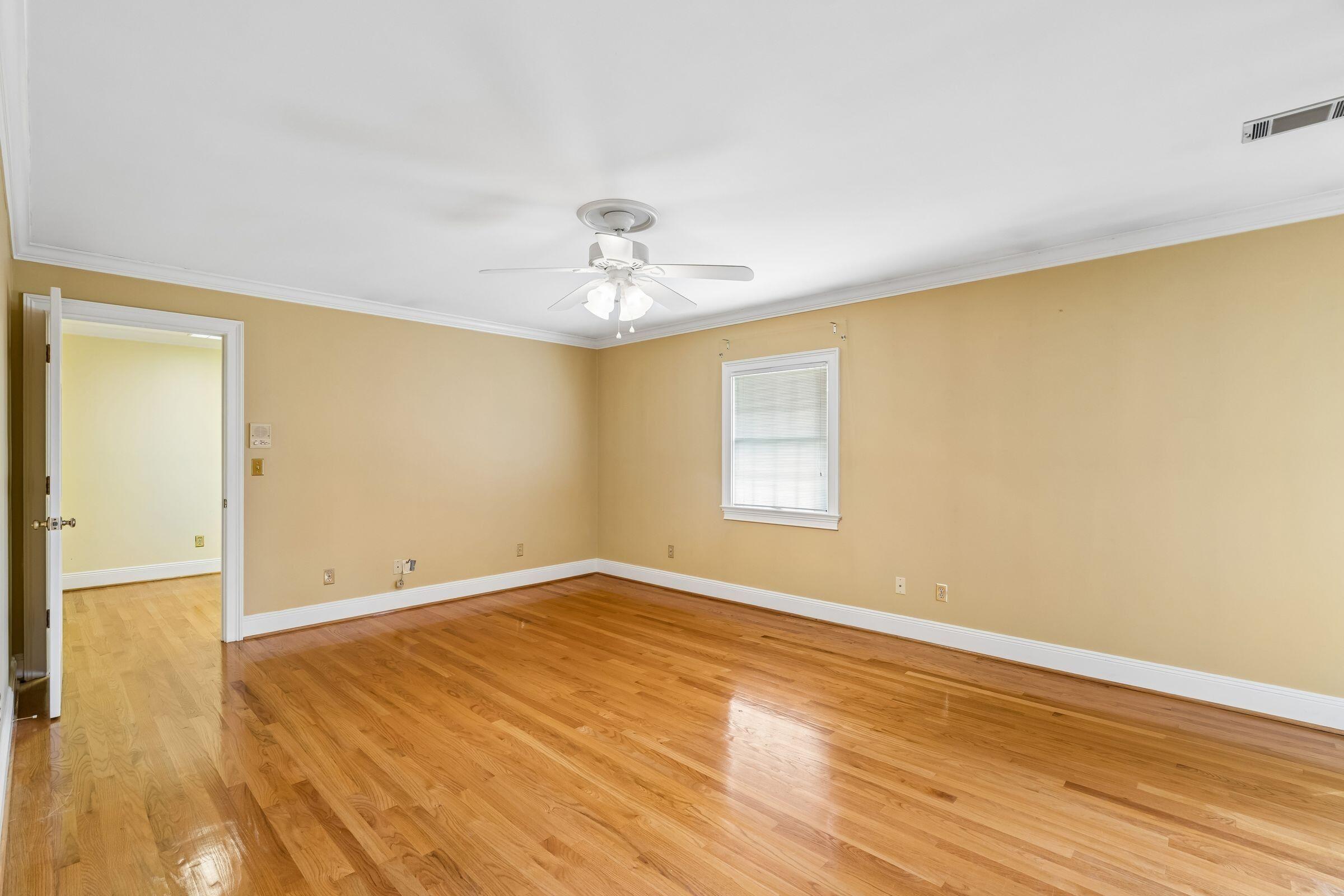 905 Raysor Street St. George, SC 29477 - Photo 27 of 85 027_905wraysorst-keeneyemarketing-044_37