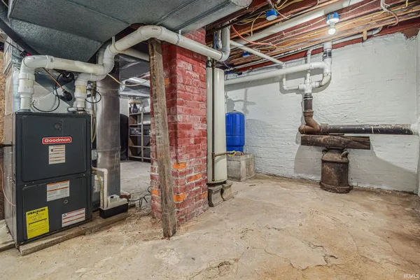 $349,900 | 501 West 850 South, Union Mills, IN 46382