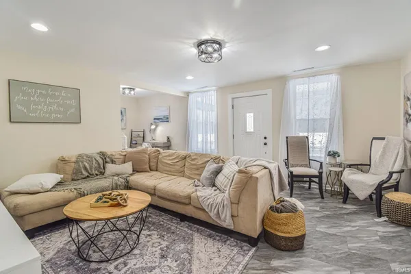 $349,900 | 501 West 850 South, Union Mills, IN 46382