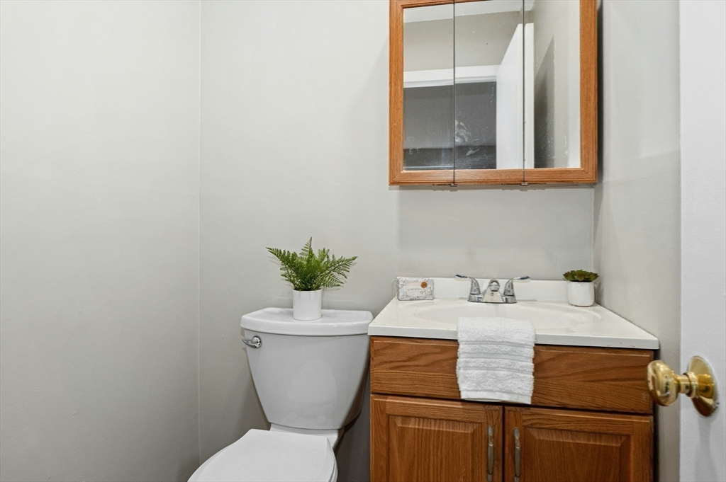 5 Shadowbrook Lane, Unit 7 Milford, MA 01757 - Photo 12 of 28