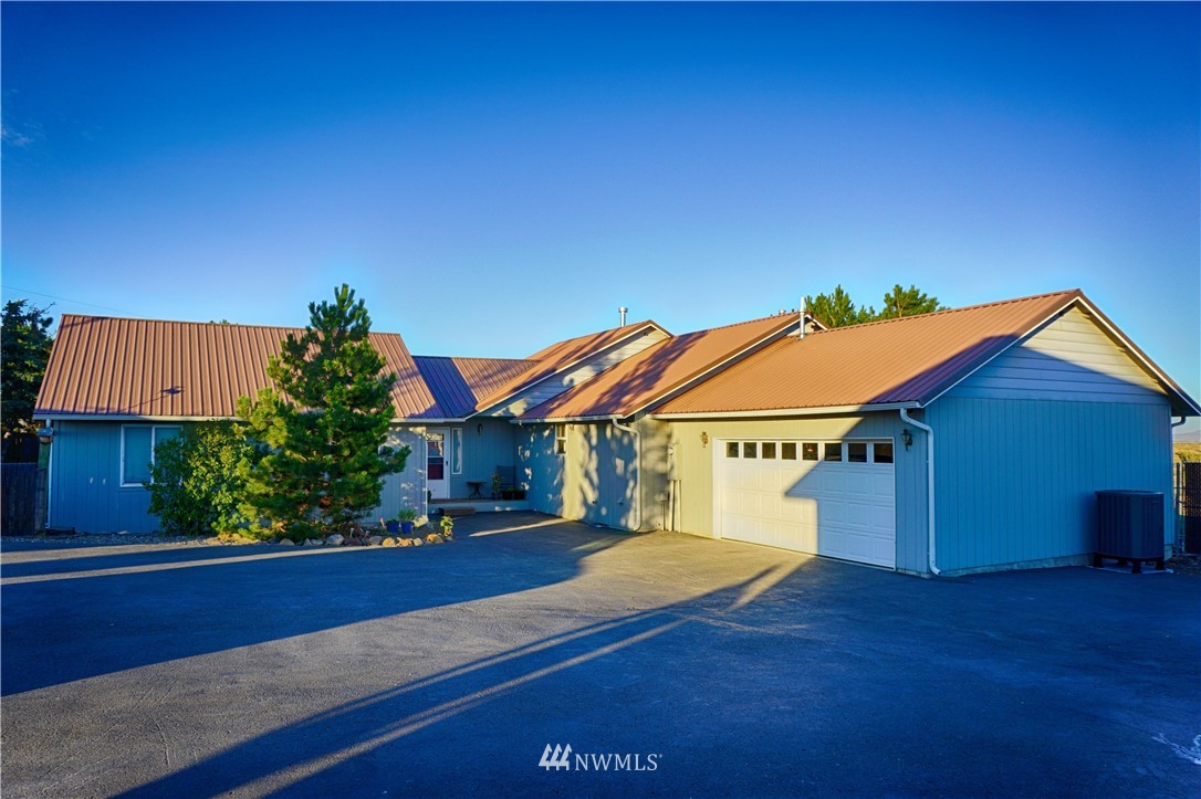 1111 Howard Road Ellensburg, WA 98926 - Photo 2 of 25