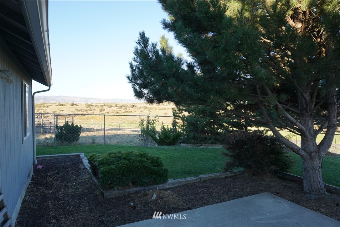 1111 Howard Road Ellensburg, WA 98926 - Photo 23 of 25