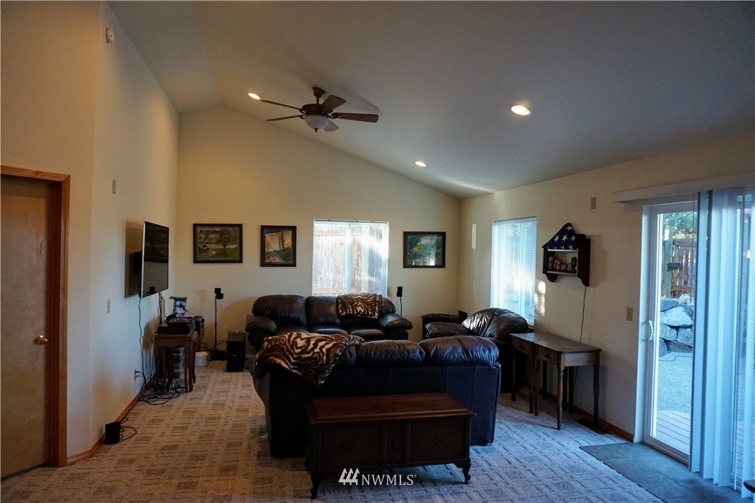 1111 Howard Road Ellensburg, WA 98926 - Photo 7 of 25