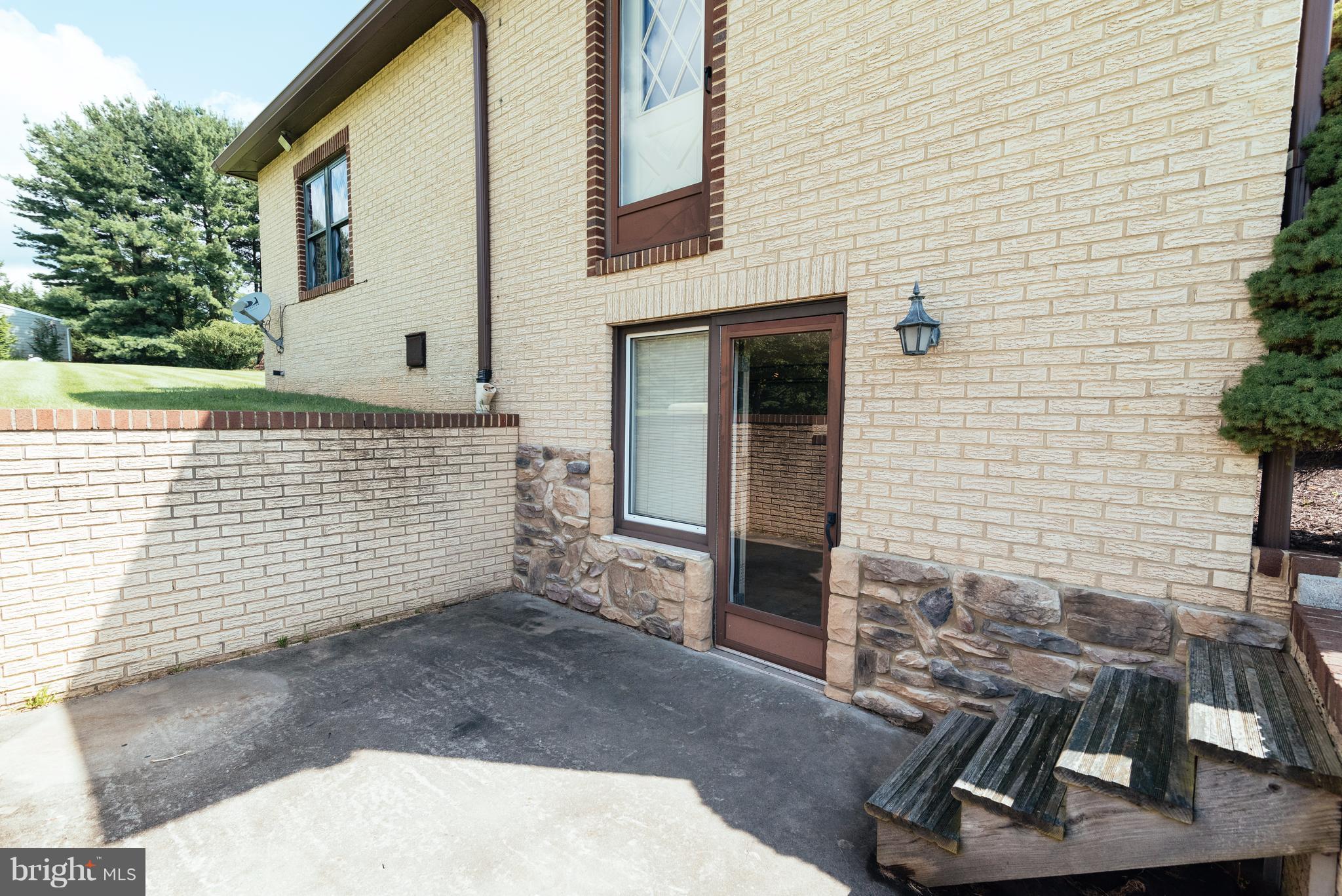16600 York Road Monkton, MD 21111 - Photo 26 of 30 a view of an outdoor space of the house