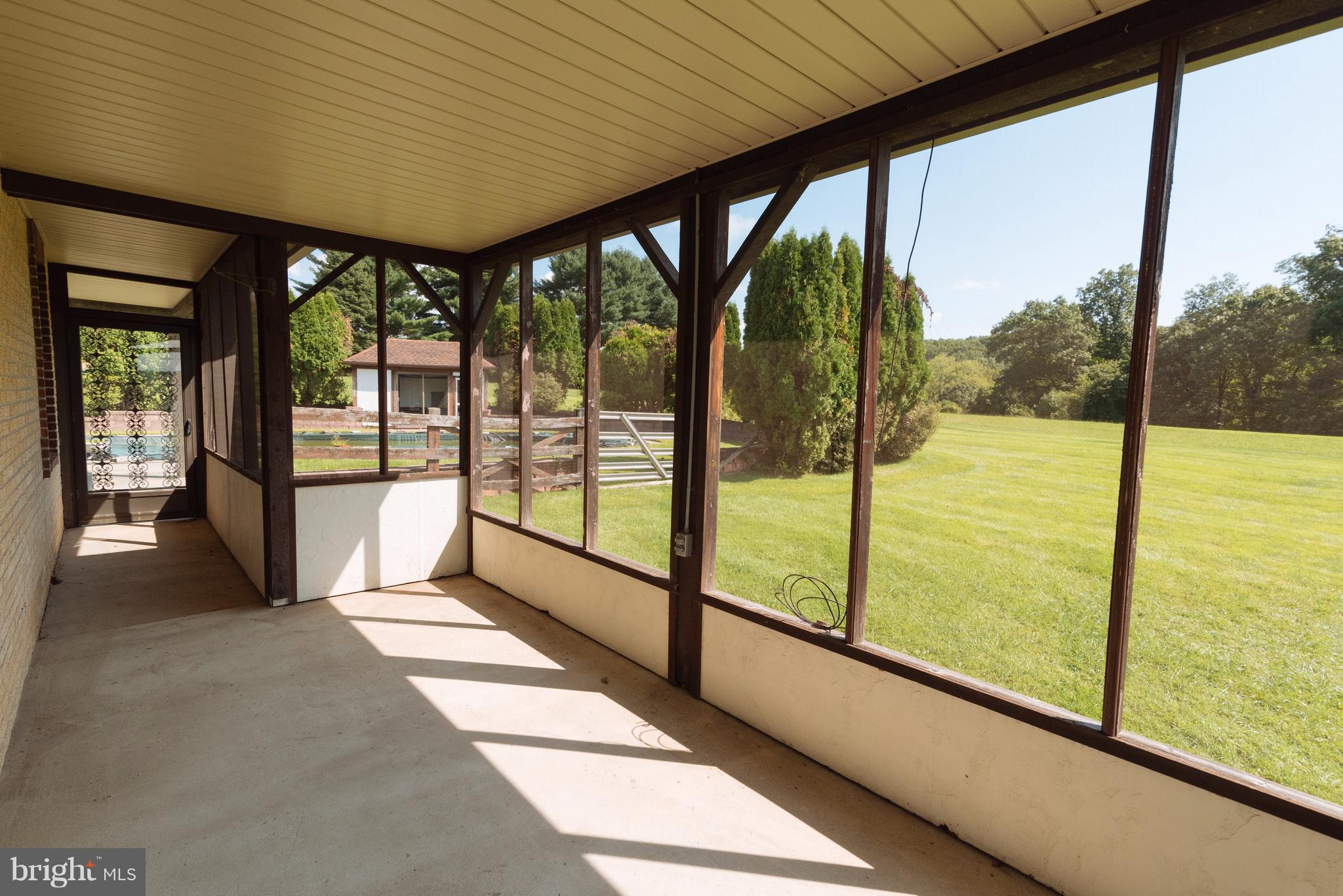 16600 York Road Monkton, MD 21111 - Photo 7 of 30 a view of an empty room with a large window