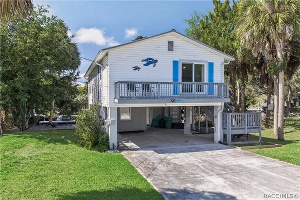 $429,000 | 12122 West Gulf Breeze Court, Crystal River, FL 34429
