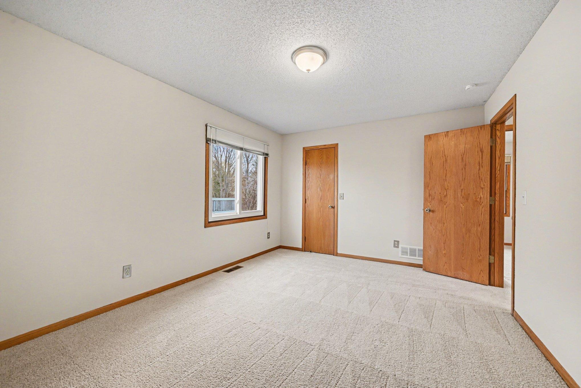 3570 Coachman Road Eagan, MN 55122 - Photo 12 of 26