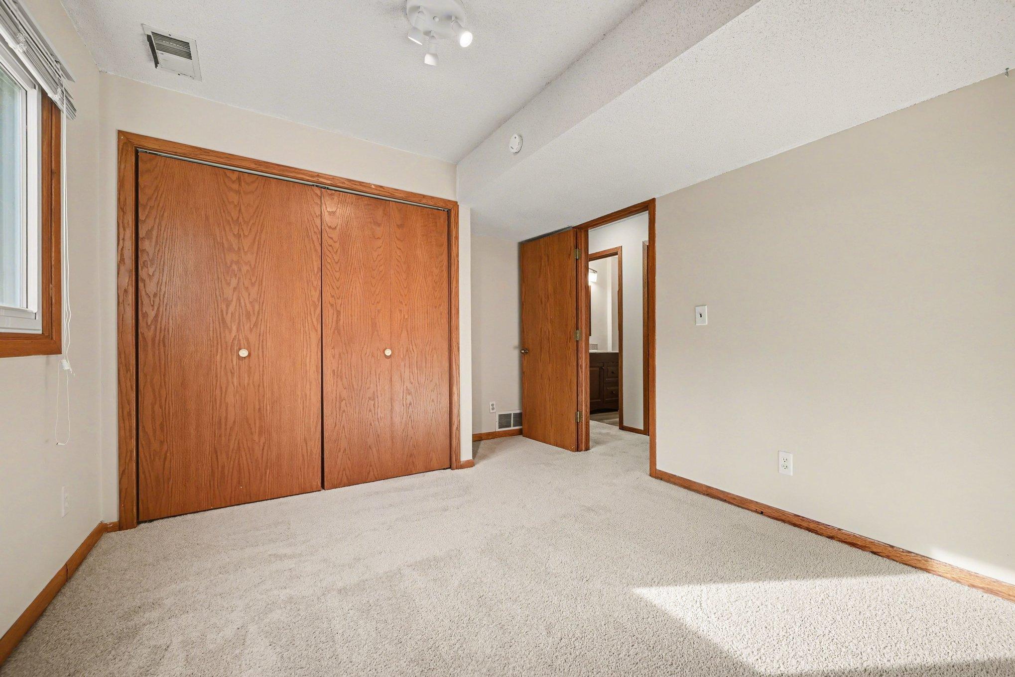 3570 Coachman Road Eagan, MN 55122 - Photo 23 of 26