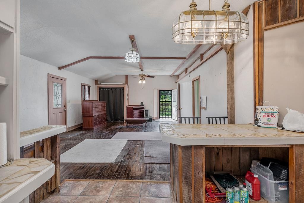 1044 Hensley Chapel Road Sparta, TN 38583 - Photo 8 of 25 Gallery Image 8