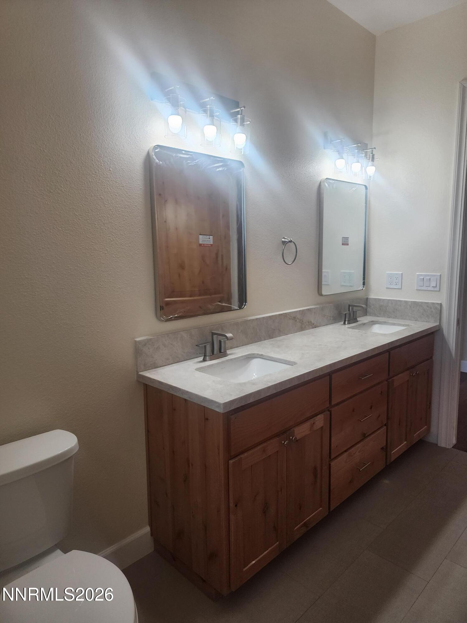 2037 East Valley Road Minden, NV 89423 - Photo 25 of 35 east guest bath