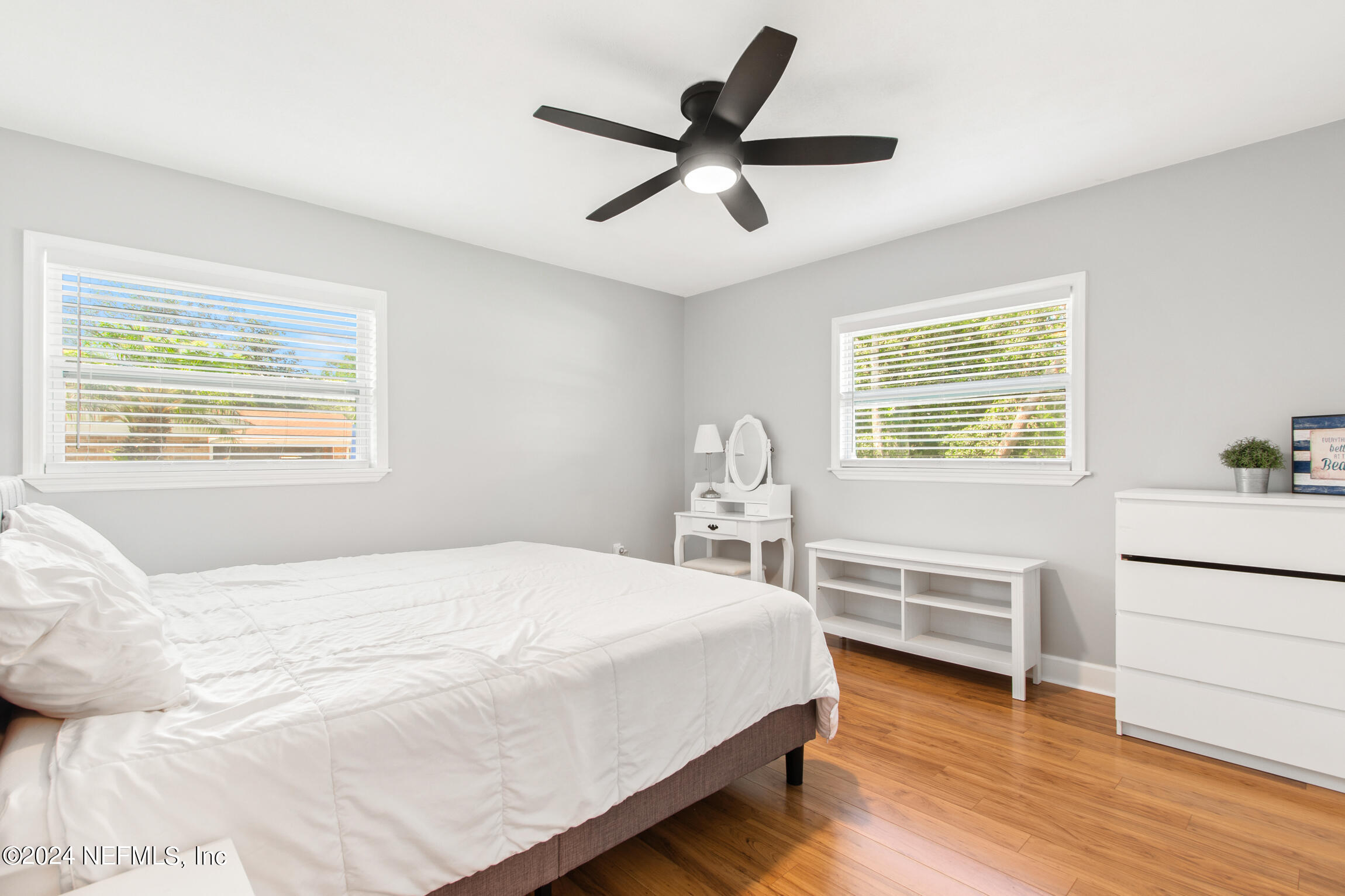14 Park Terrace Drive St. Augustine, FL 32080 - Photo 29 of 42 a bedroom with a bed and a dresser