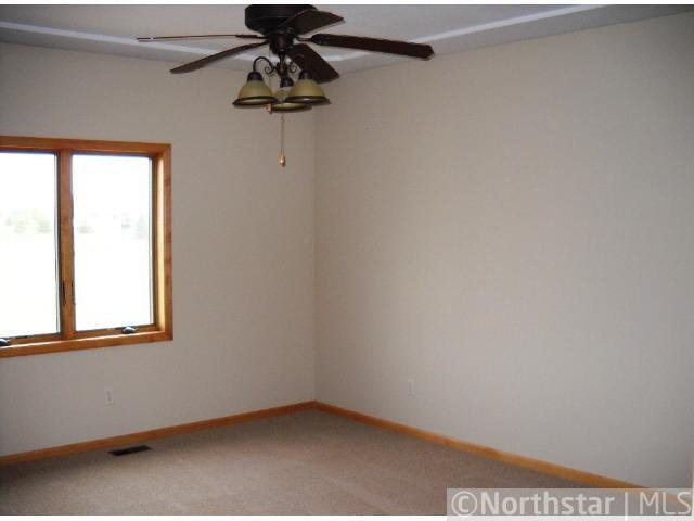 517 McCutcheon Road Hudson, WI 54016 - Photo 4 of 9 Gallery Image 4