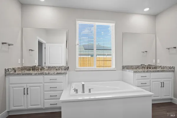 $633,900 | 2270 Rustic Oak Lane, Rio Vista, CA 94571
