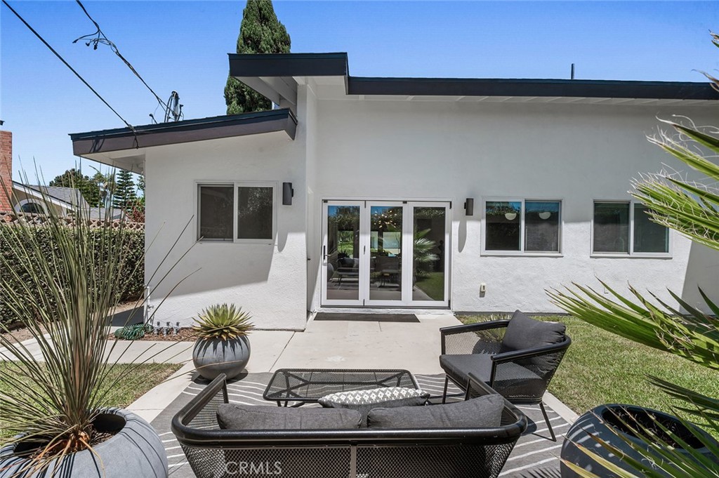 12361 Wembley Road Rossmoor, CA 90720 - Photo 41 of 45