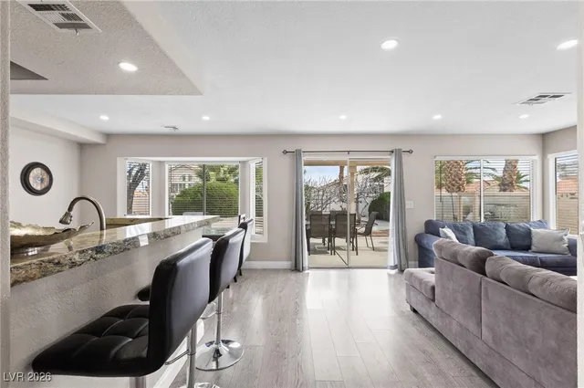 $4,050 | 3402 Classic Bay Lane, Las Vegas, NV 89117