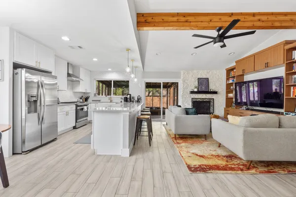 $3,200 | 1400 Chippeway Lane, Austin, TX 78745