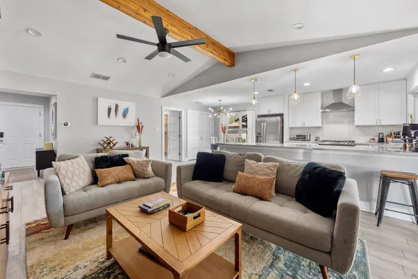 $3,200 | 1400 Chippeway Lane, Austin, TX 78745