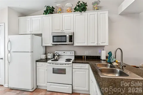 $395,000 | 329 West McNeely Avenue, Mooresville, NC 28115