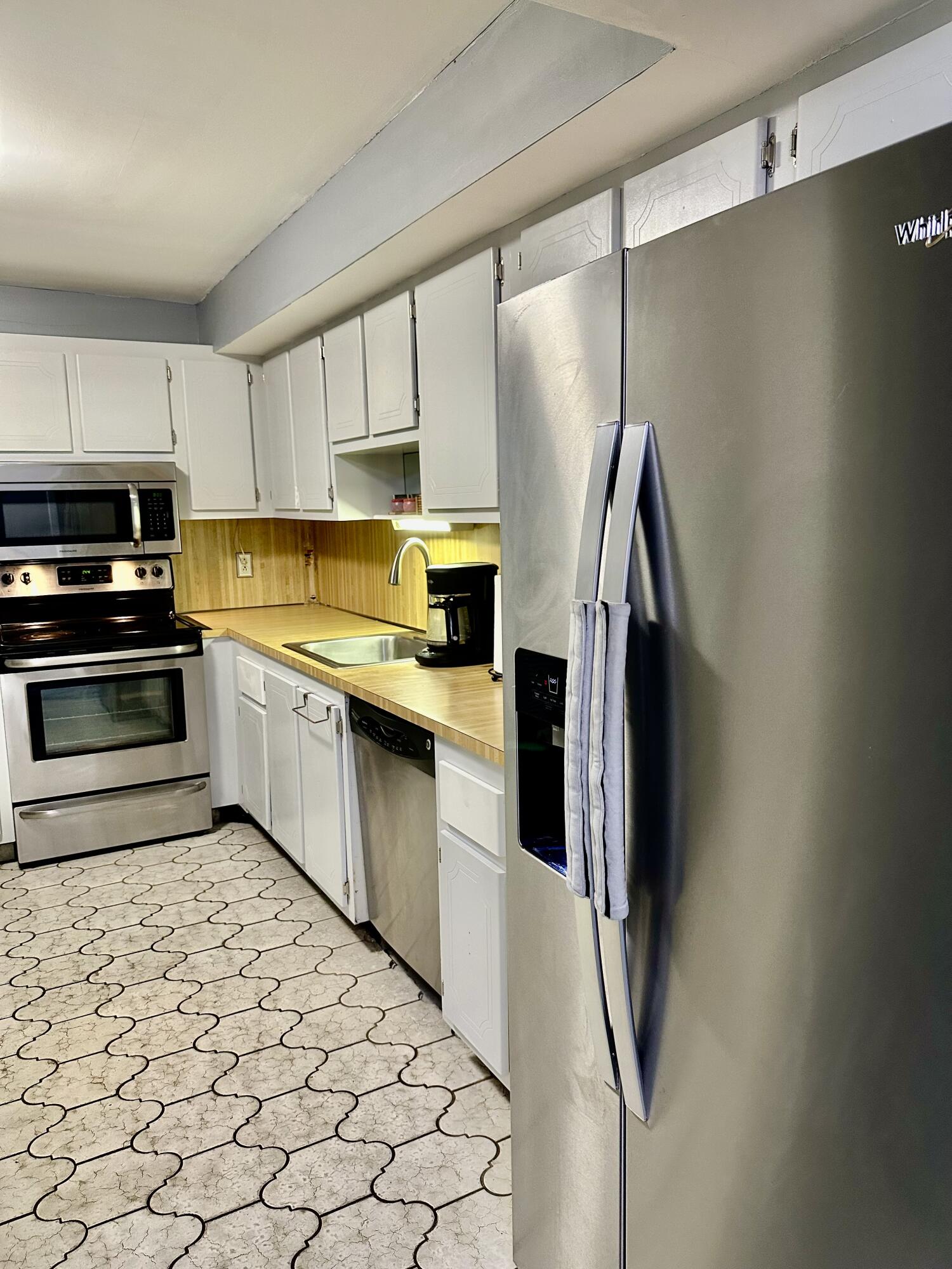 6000 Northwest 2nd Avenue, Unit 339 Boca Raton, FL 33487 - Photo 3 of 23 IMG_3297