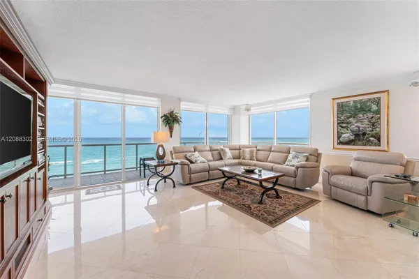 $10,000 | 8855 Collins Avenue, Unit 8J, Surfside, FL 33154