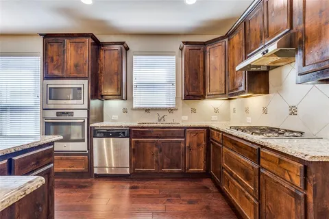 $575,000 | 5824 Silverton Avenue, McKinney, TX 75070