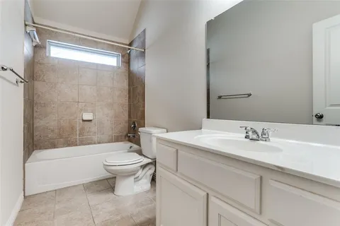 $575,000 | 5824 Silverton Avenue, McKinney, TX 75070