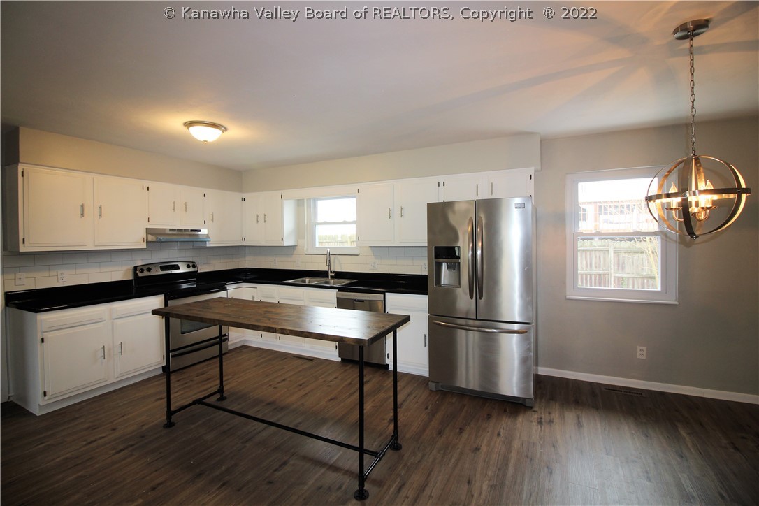 107 Rolling Acres Road Winfield, WV 25213 - Photo 5 of 19 Gallery Image 5