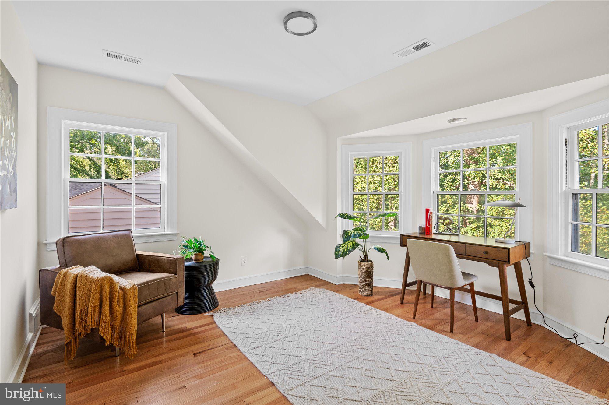 9334 Harvey Road Silver Spring, MD 20910 - Photo 32 of 53