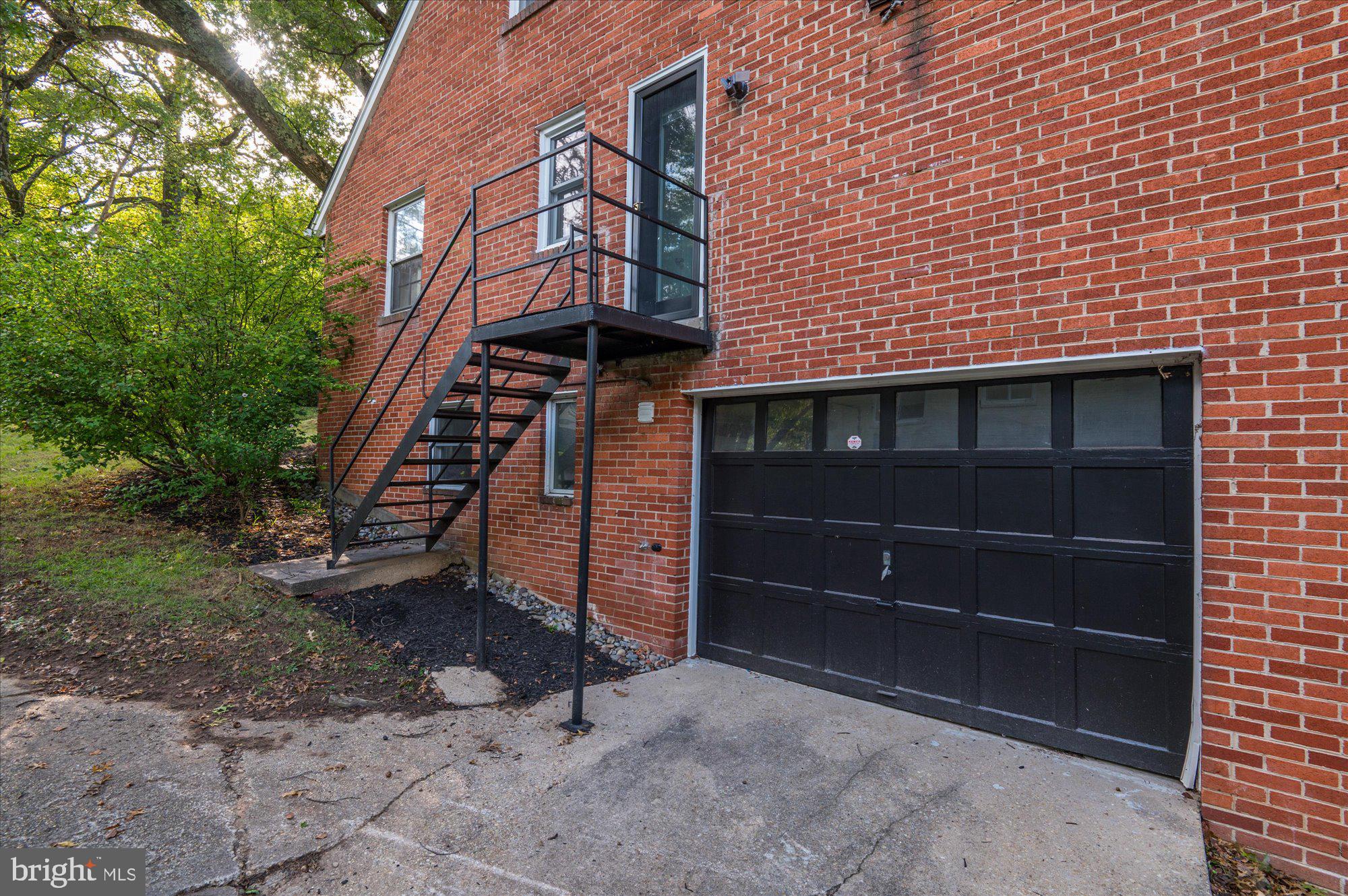 9334 Harvey Road Silver Spring, MD 20910 - Photo 47 of 53