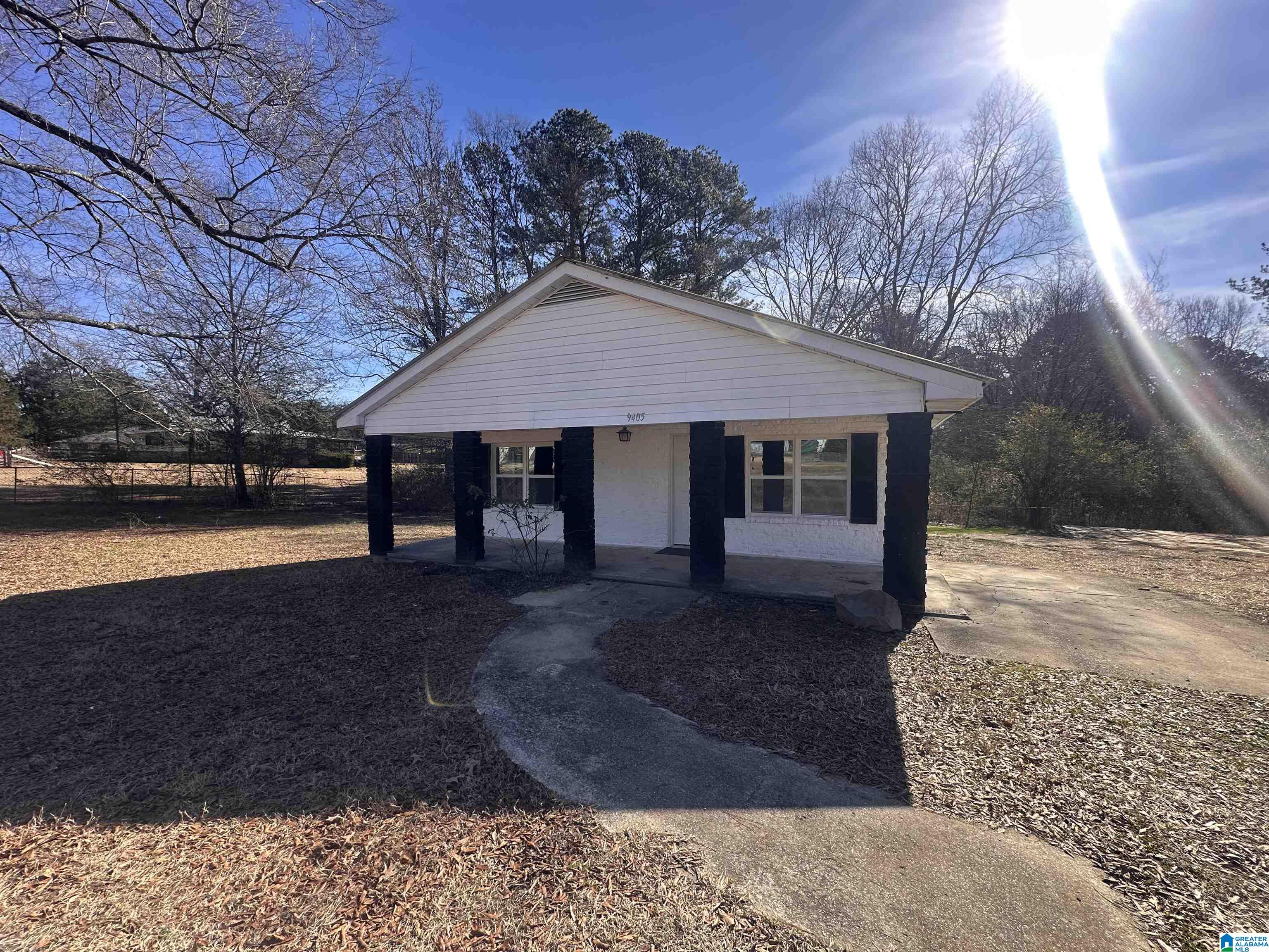 9405 Asberry Road Warrior, AL 35180 - Photo 2 of 25