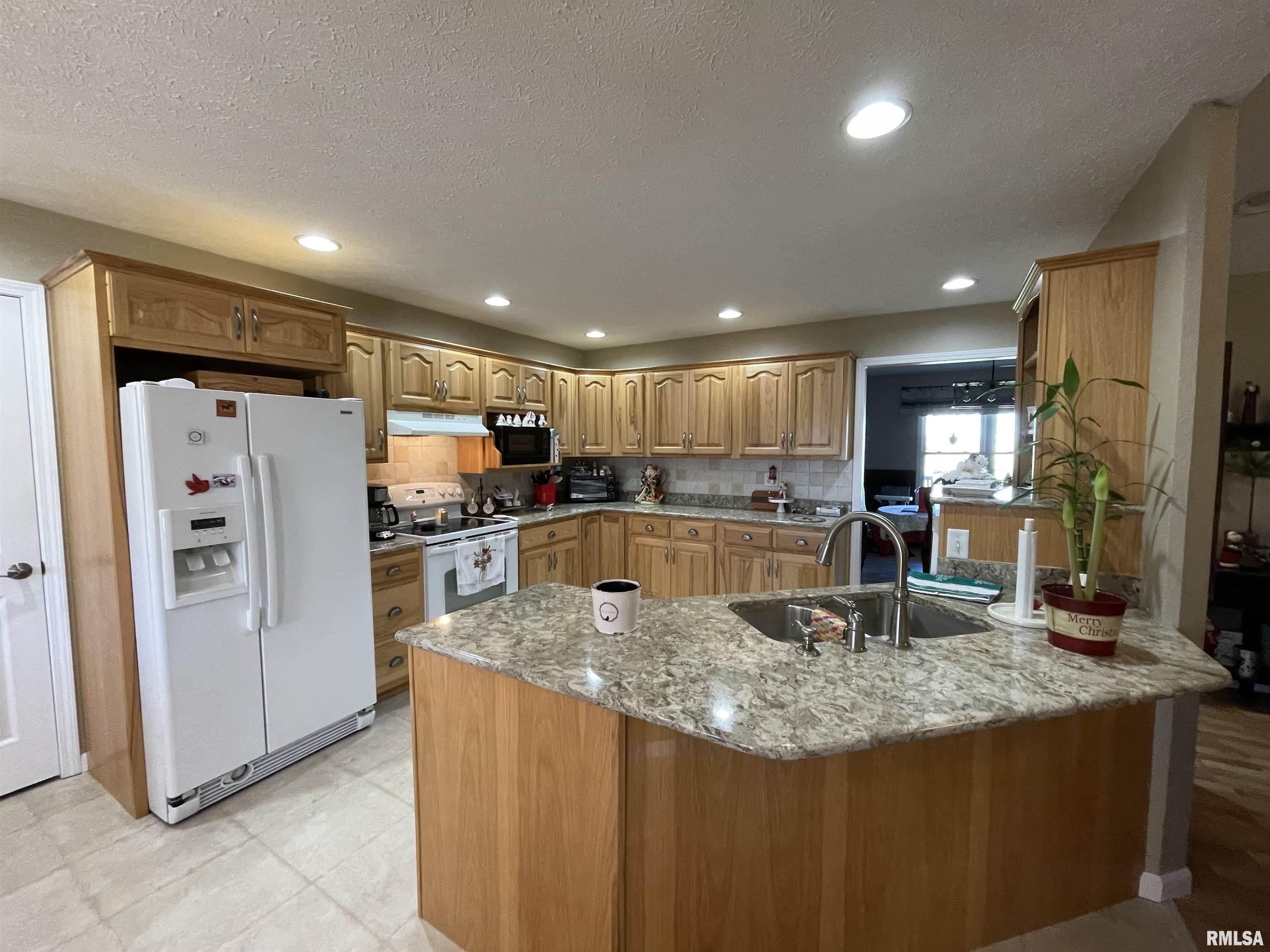 16061 Caplinger Pond Road Marion, IL 62959 - Photo 14 of 35 Gallery Image 14