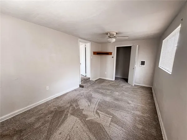 $1,675 | 2710 Henderson Road, White Oak, PA 15131