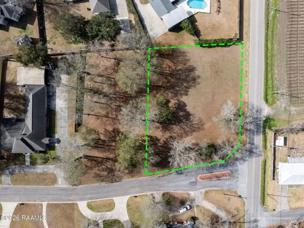 $60,000 | 2 Westwood Drive, New Iberia, LA 70563