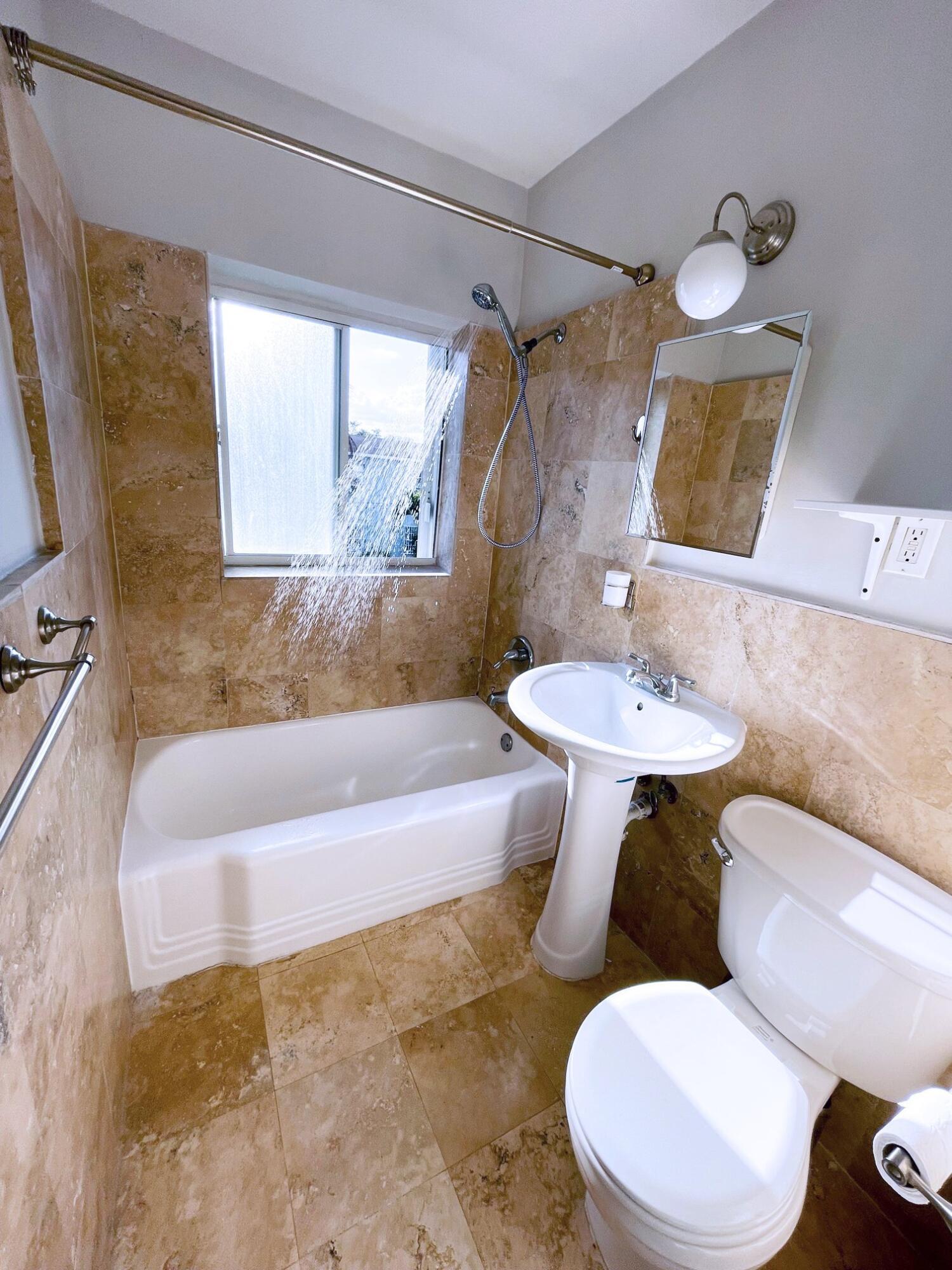 530 Southwest 10th Street, Unit 3B Miami, FL 33130 - Photo 6 of 10 6