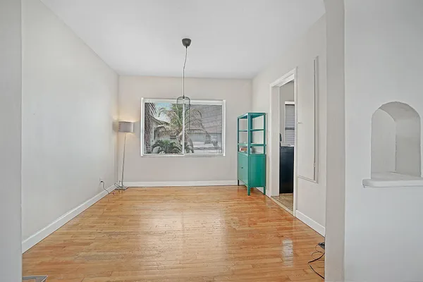 $2,100 | 530 Southwest 10th Street, Unit 3B, Miami, FL 33130