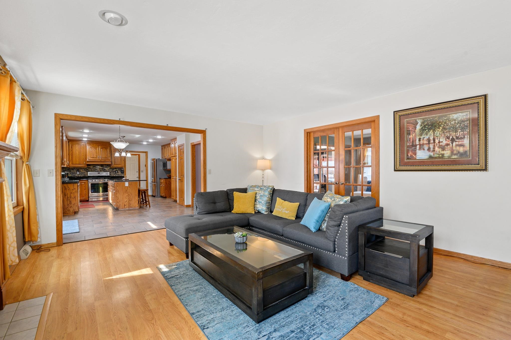 3063 Devroy Lane Green Bay, WI 54313 - Photo 13 of 46